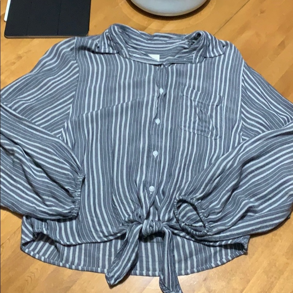 American Eagle long sleeve shirt!